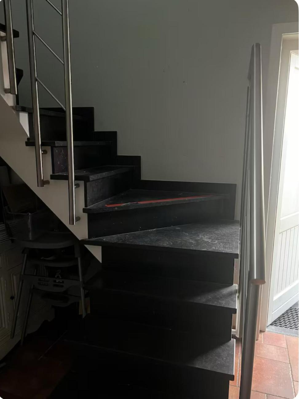 De Drie Zwanen Hostel *